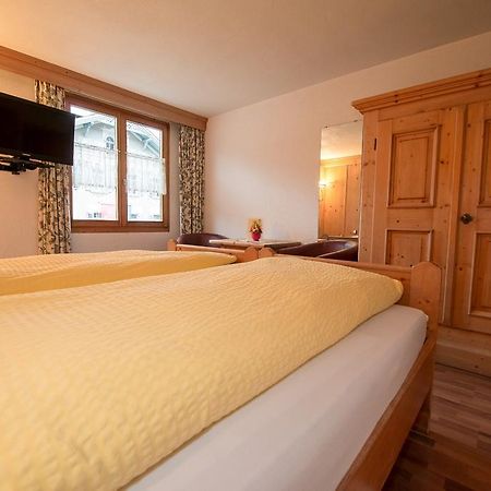 Hotel Crusch Alba Scuol Exteriér fotografie