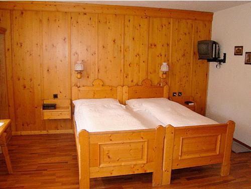 Hotel Crusch Alba Scuol Exteriér fotografie